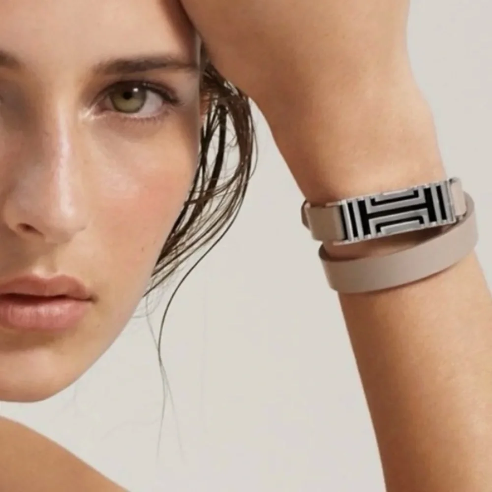 TORY BURCH Fitbit Leather Wrist Bracelet
